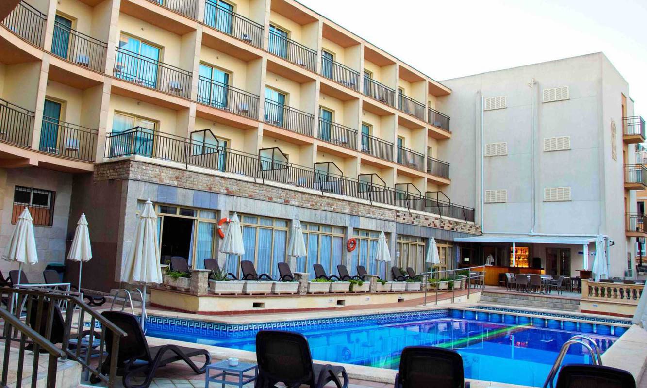 Bienvenido a Hotel Iris Palma de Mallorca Bienvenido a Hotel Iris Palma de Mallorca